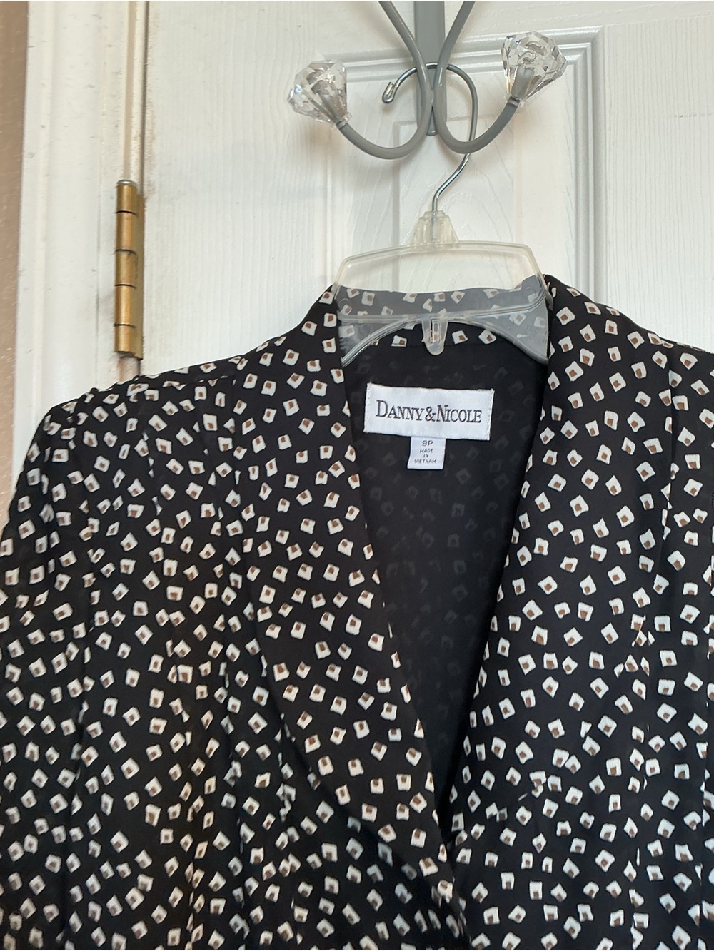 Danny & Nicole black patterned long sleeve blazer & ruffle hem skirt size 8P NWT - Picture 3 of 11